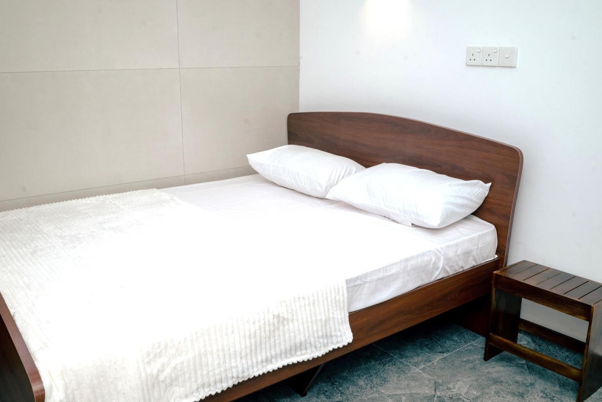 Nnr Wattala Hotel Eksteriør billede